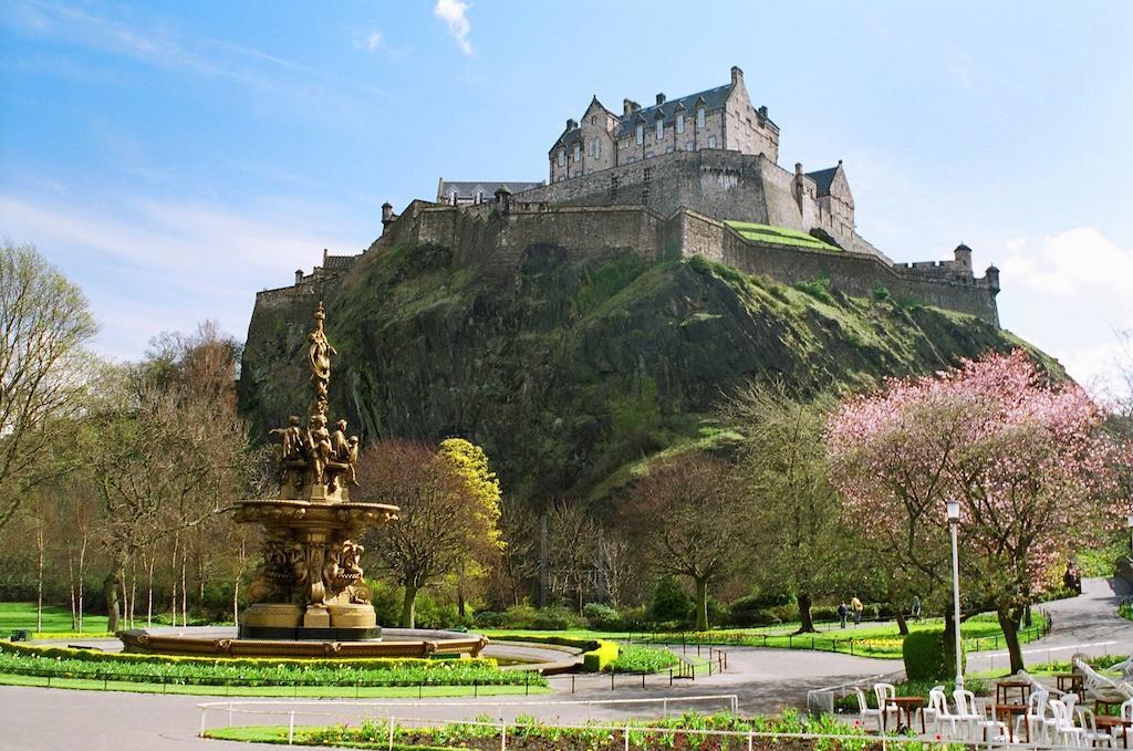 Edinburgh Palace Apartment Exterior foto